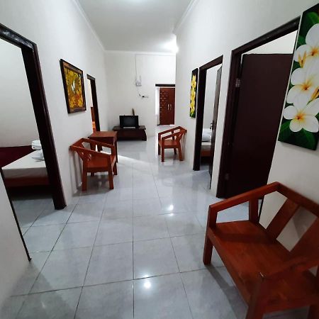 999 Khs Homestay Gilimanuk Exterior photo